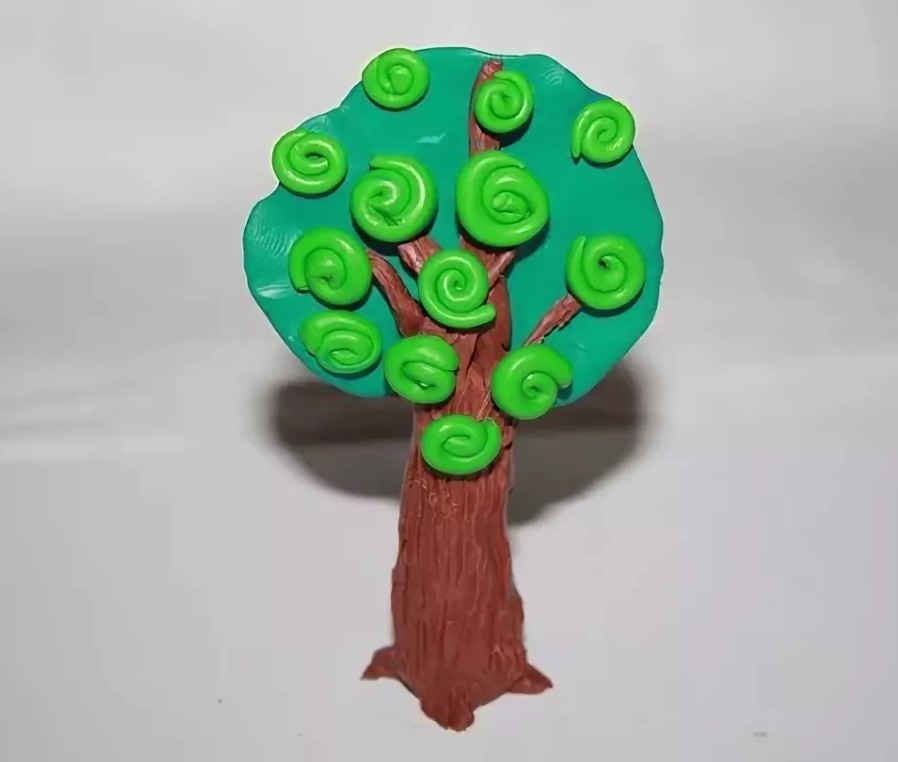 Дерево из пластилина